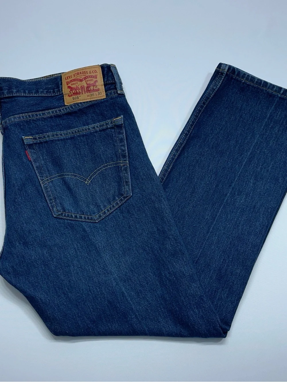 Levis 505 Jeans Mens 36x30 Blue Regular Straight Dark Wash Denim Custom Bead